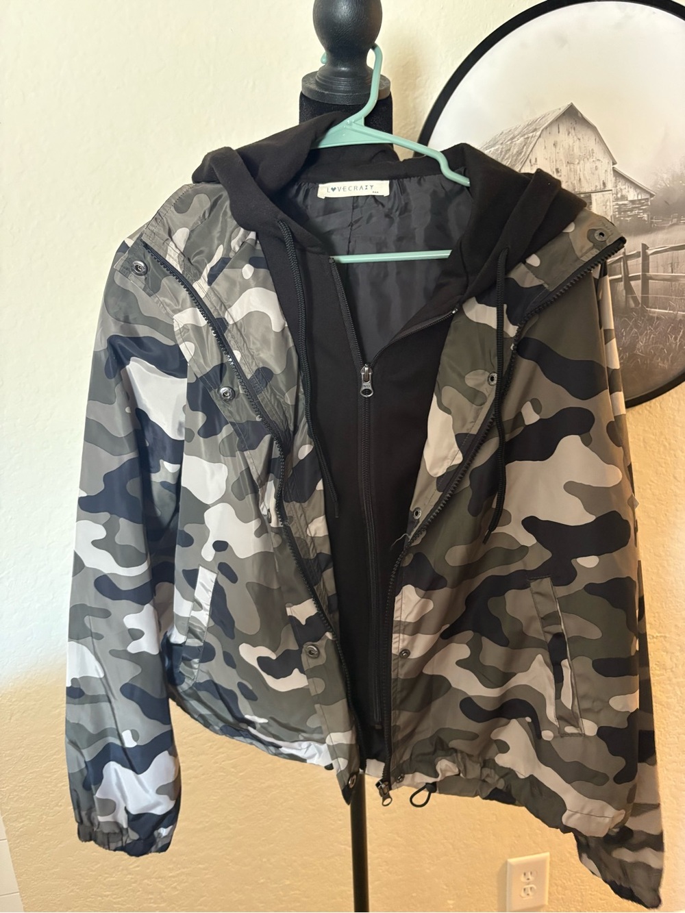 WeeCare Boys' Black & Gray Camo Hooded Zip Jacket